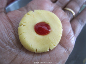 Eggless Jam Biscuits