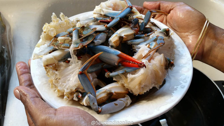 How to clean crab